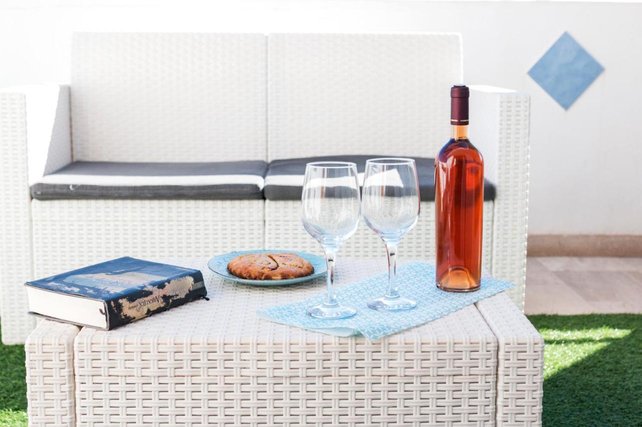 White Rose Suite Apartment Cala Gonone Eksteriør billede