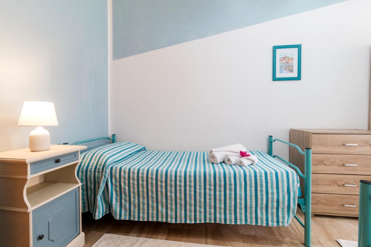 White Rose Suite Apartment Cala Gonone Eksteriør billede