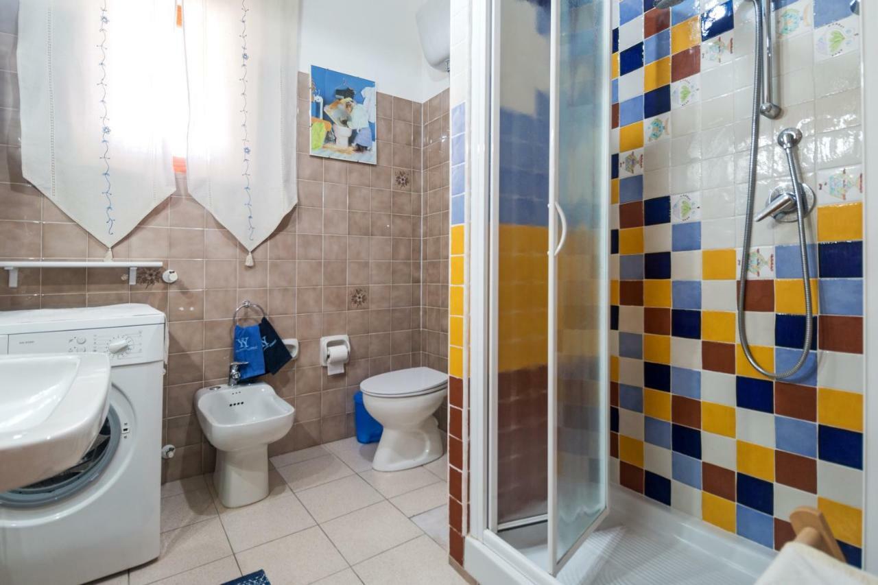 White Rose Suite Apartment Cala Gonone Eksteriør billede